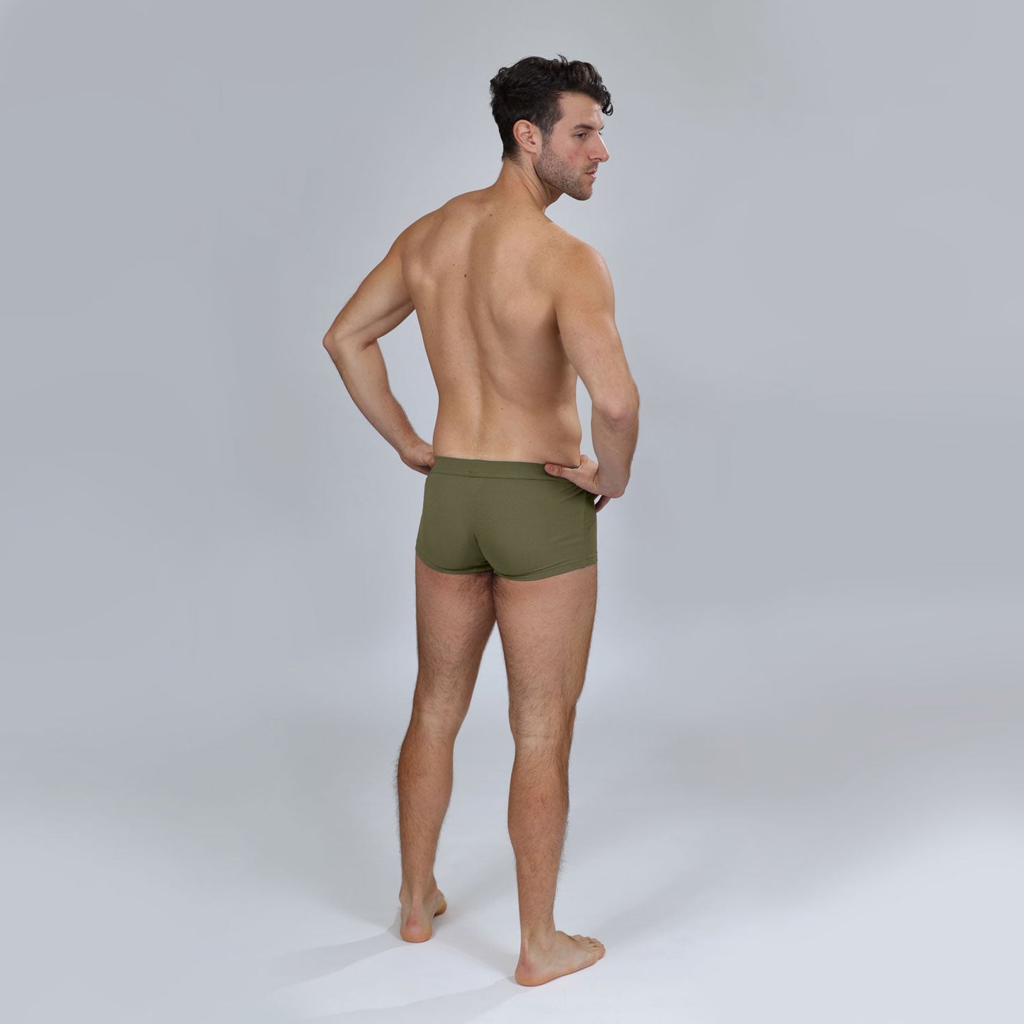 TBô Military Green Trunk